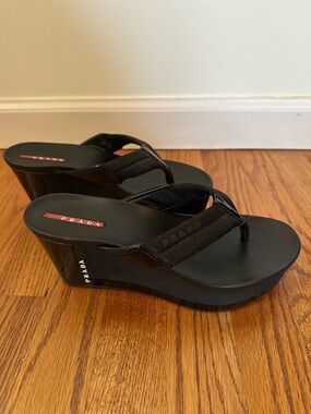 Prada sport black wedge flip flops size 37.5 great condition